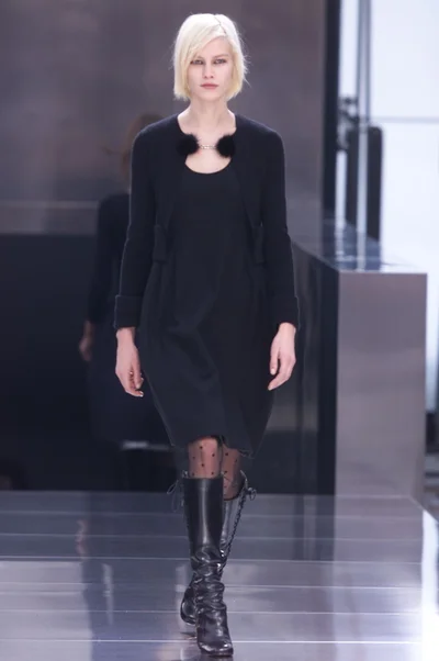 Look 27